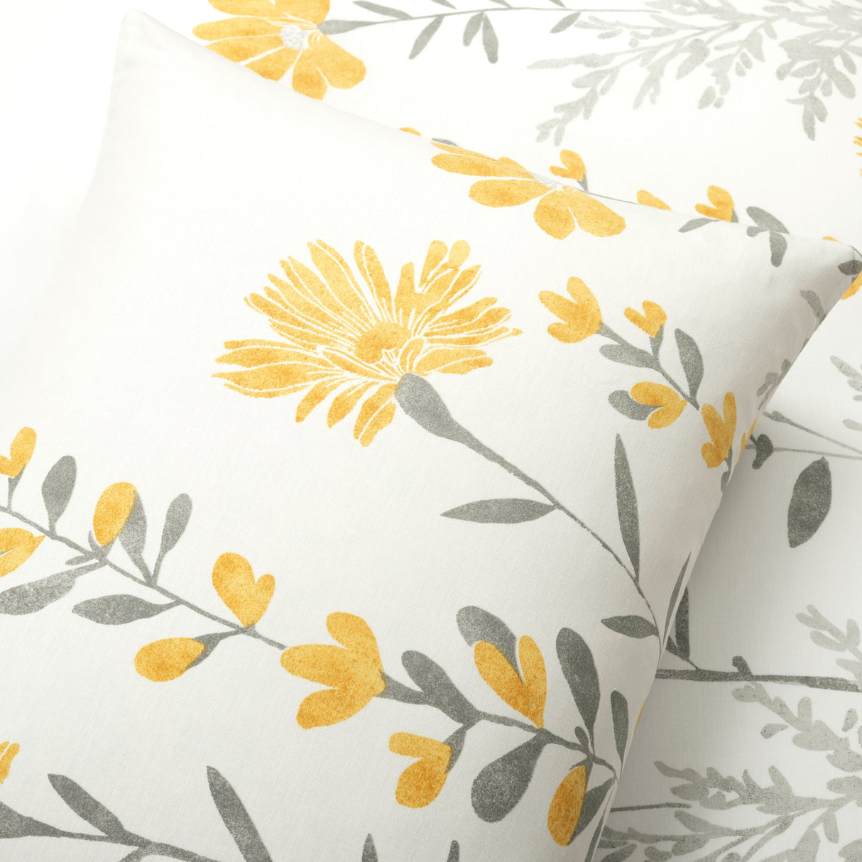 Aprile Reversible Cotton Duvet Cover 3 Piece Set from LushDecor