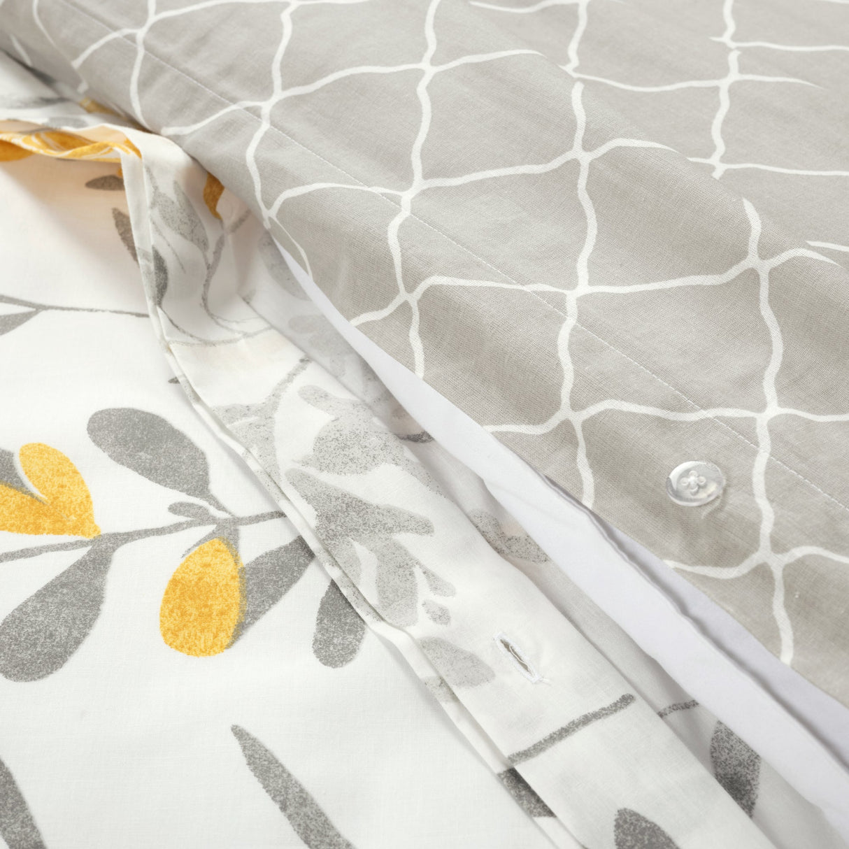 Aprile Reversible Cotton Duvet Cover 3 Piece Set from LushDecor