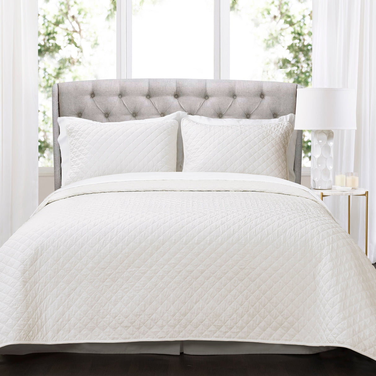Ava Diamond Oversized Cotton Quilt Set from LushDecor