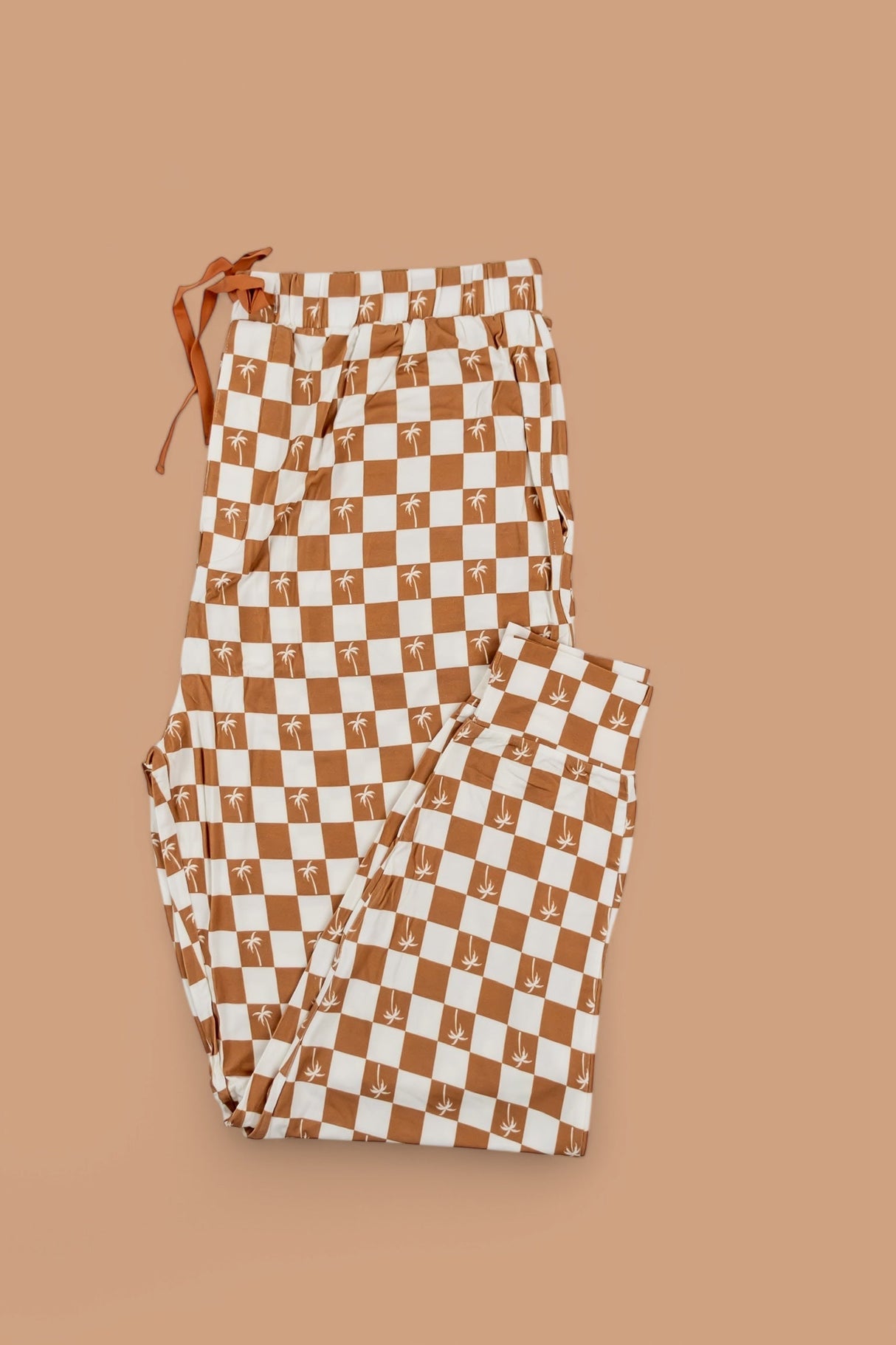 EXCLUSIVE SANDY BEACH CHECKERS MEN'S DREAM  JOGGER PANT from DREAM BIG LITTLE CO