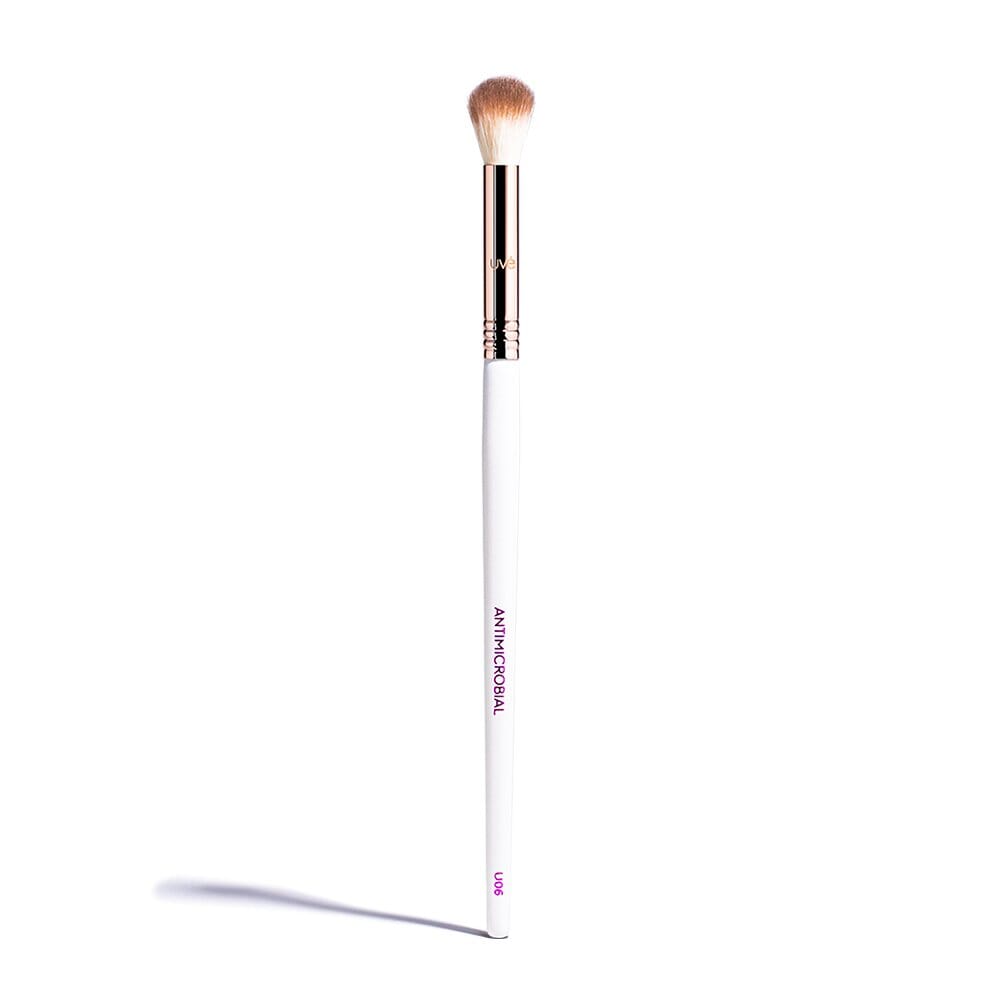 Pro Antimicrobial Shadow Brush U06