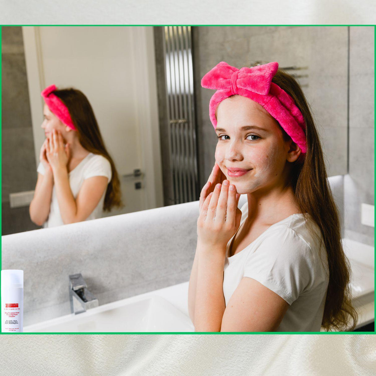 Deep Treatment Acne Cleansing Foam Cleanser from gymsegbë