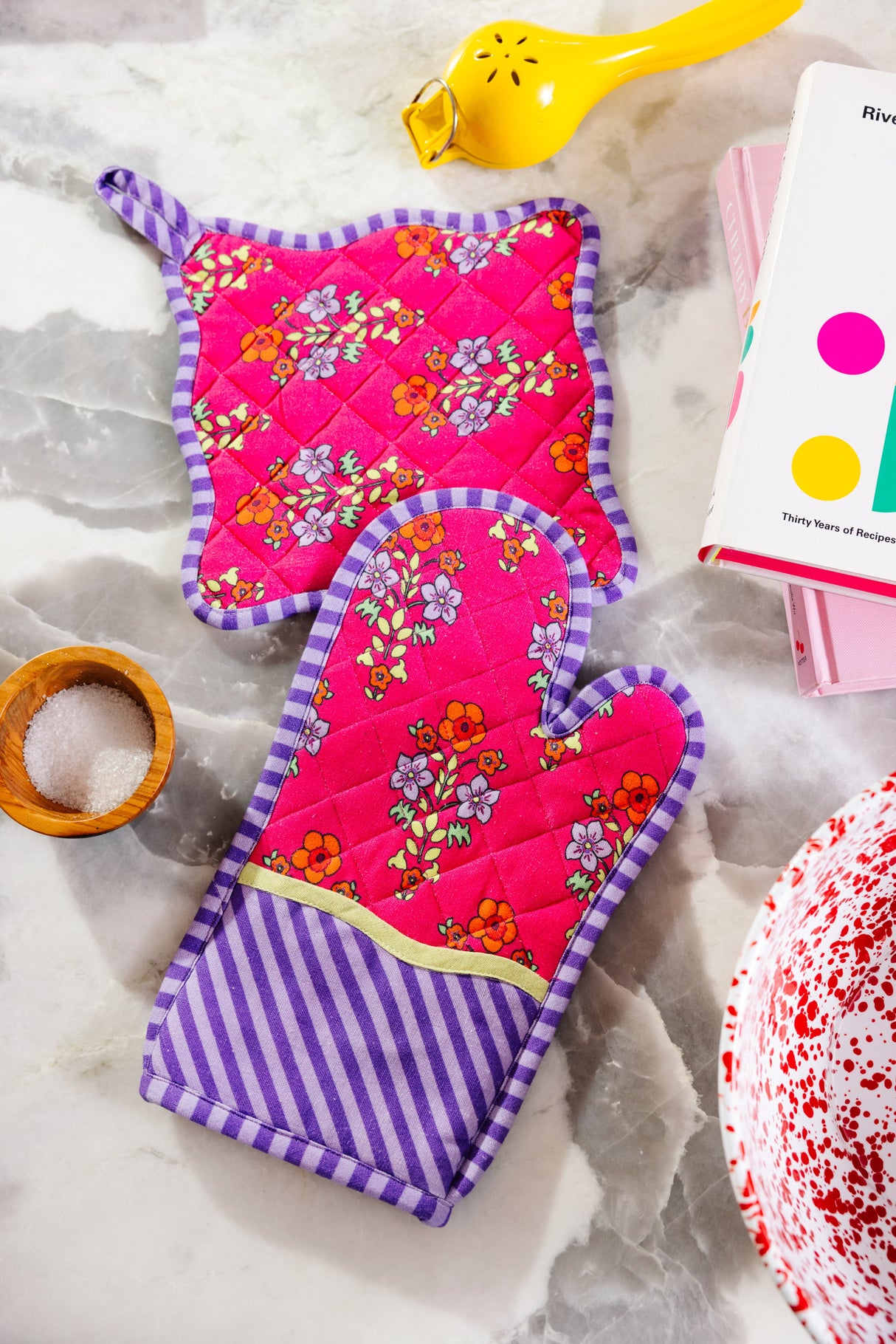 Fuchsia Pot Holder & Oven Mitt from Furbish Studio