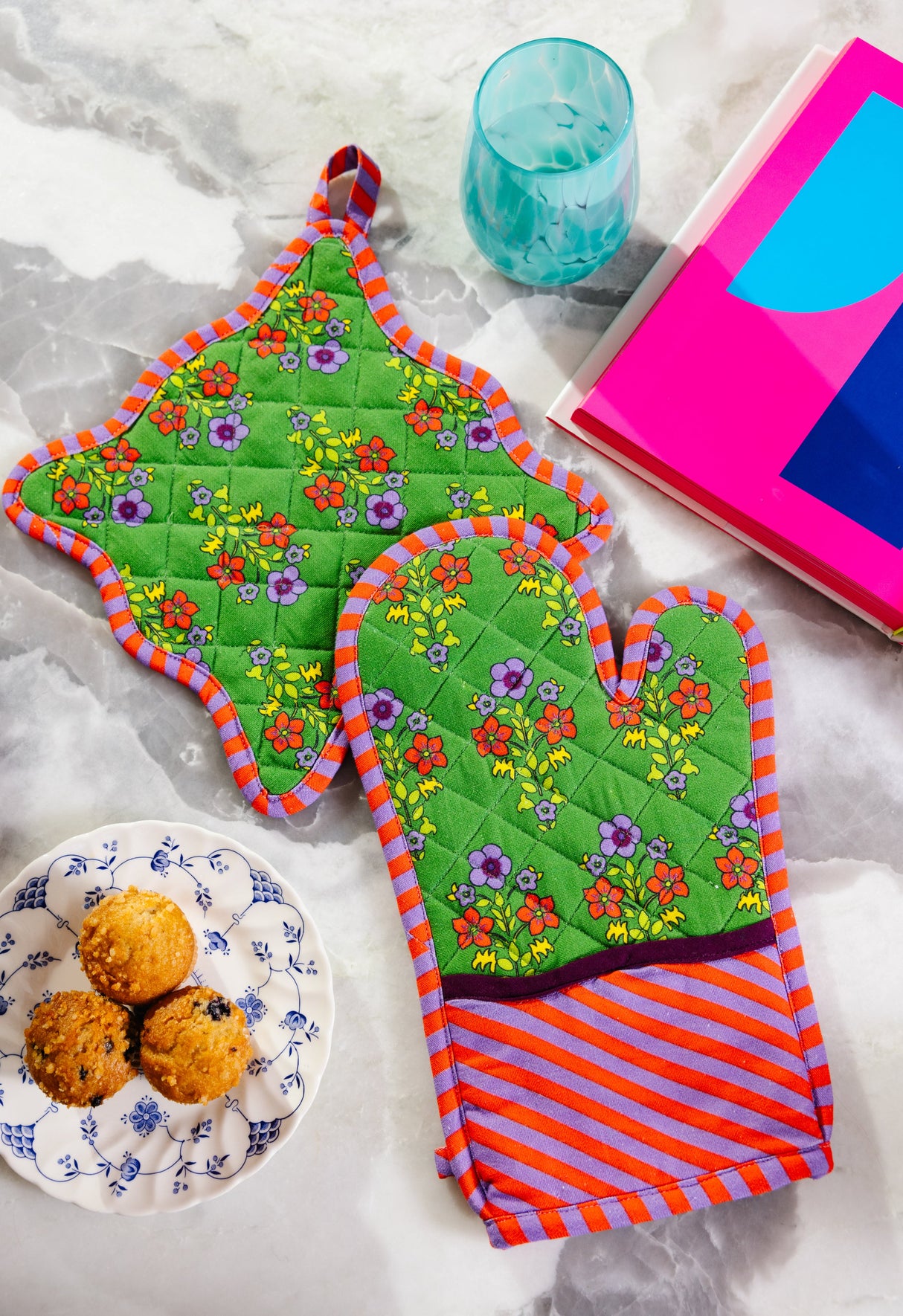Green Pot Holder & Oven Mitt from Furbish Studio