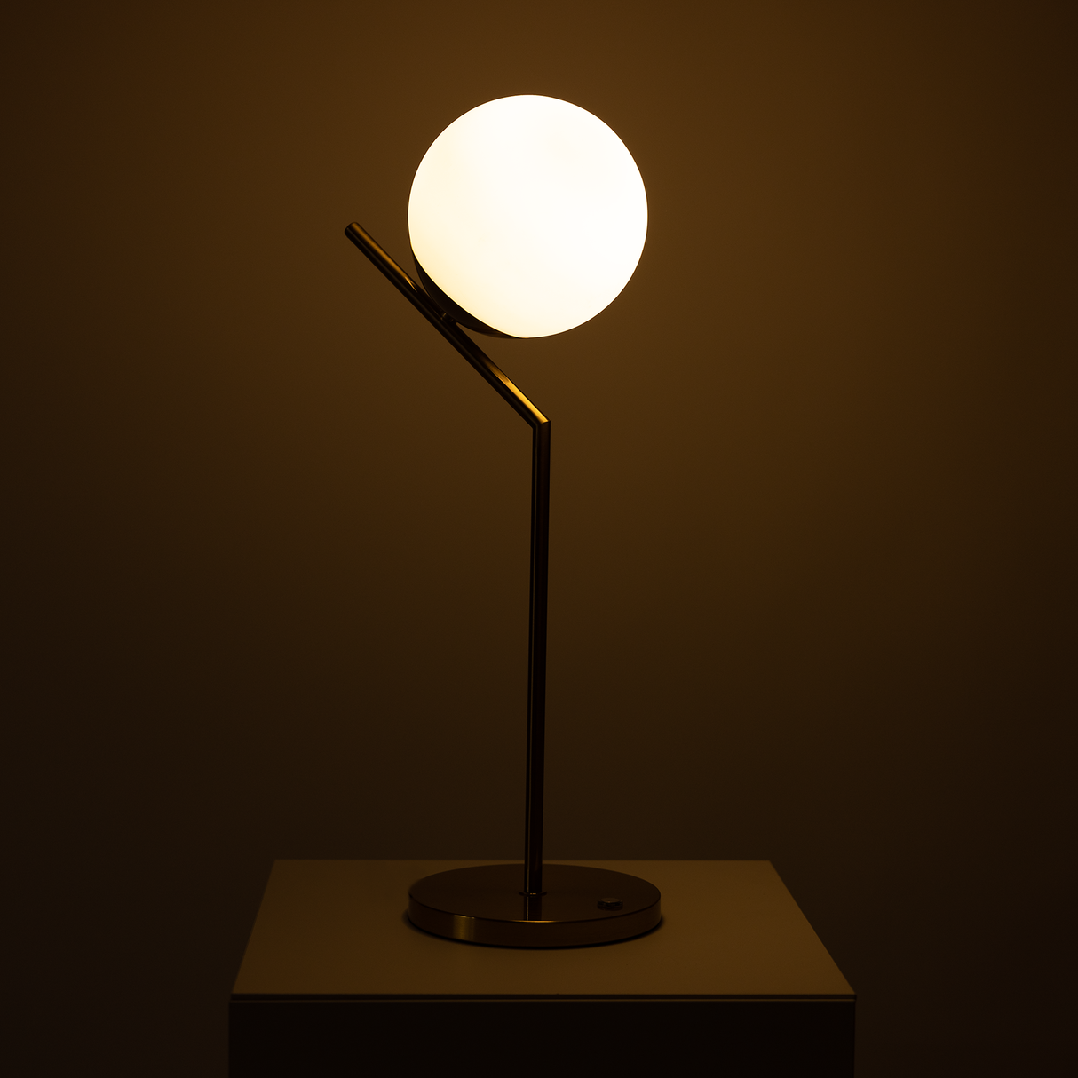 Touch Glow Lamp from Ozarké