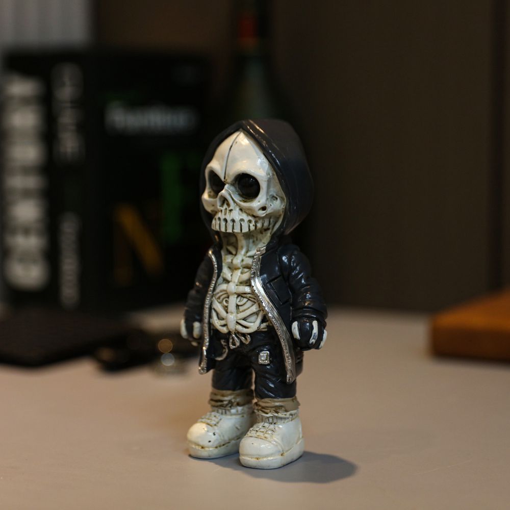 Skeleton Figurines from Moderny