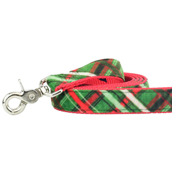 Christmas Plaid Green Velvet Dog Leash (1″ Only) from 2 Hounds Design