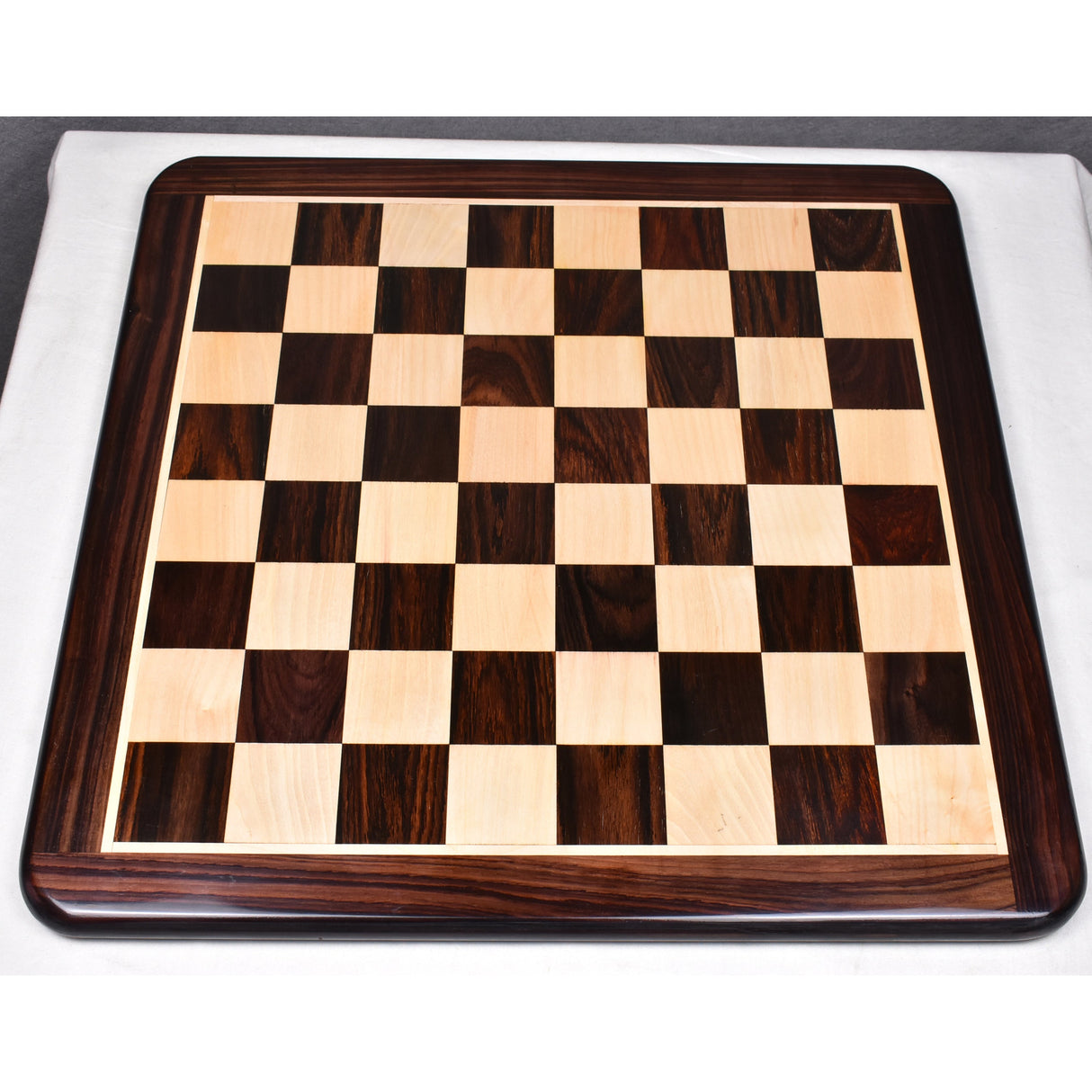 Large 19 inches Flat Chess board - Rosewood & Maple Wood - Square of 50 mm From Royal Chess Mall