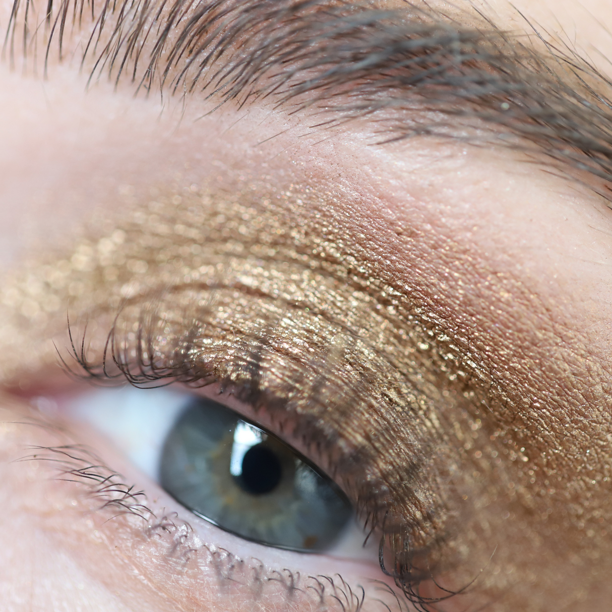 Night Show Liquid Shadow from Half Caked - Highly Pigmented Cosmetic Eyeshadow with Long-Lasting Formula & Metallic Finish for Brighter Eyes - Warm-Toned Bronze Shade Makeup Blend Pearl Titanium