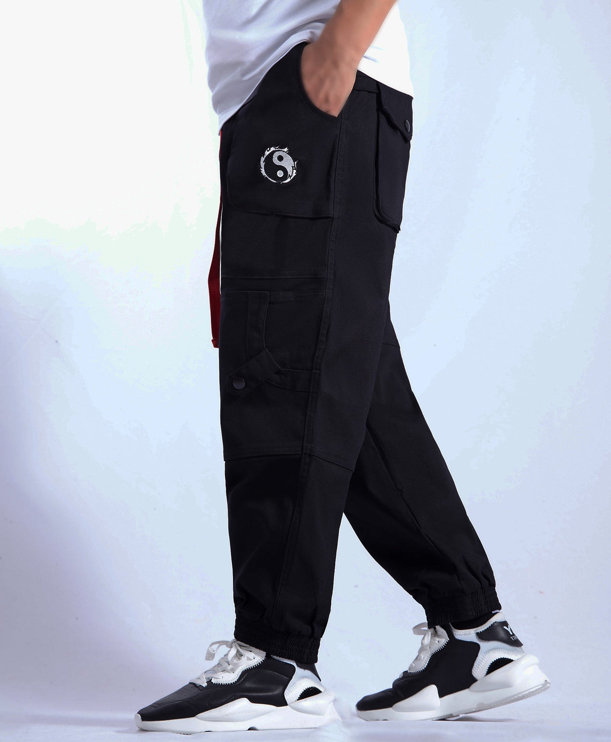 IBP332 Yin Yang Black Cargo Pants from Niepce Inc