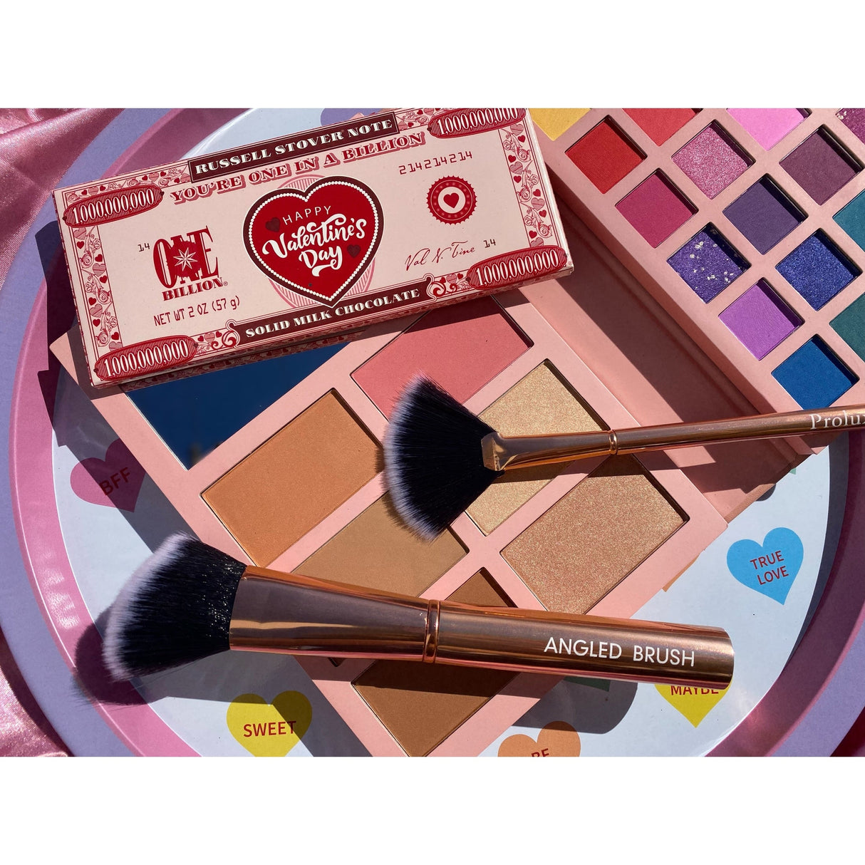 Be Your Own kind Of Beautiful Eyeshadow Palette From Prolux Cosmetics