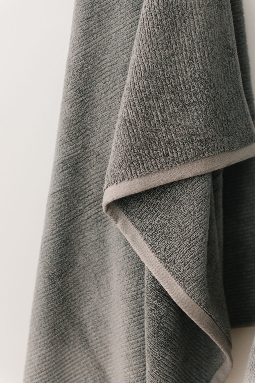 Ribbed Terry Bath Towel Set from Cozy Earth