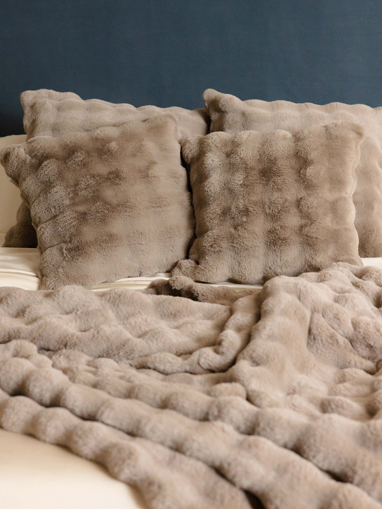 Bubble Cuddle Blanket from Cozy Earth