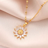 FLOWER CHARM NECKLACE from Ashlen