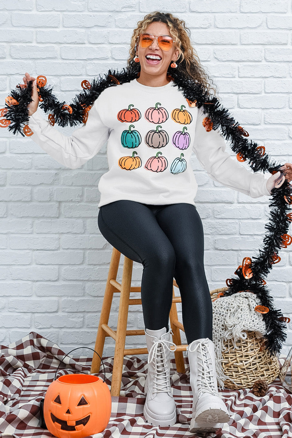 Beige Vibrant Pumpkins Print Crew Neck Halloween Sweatshirt from MsDressly