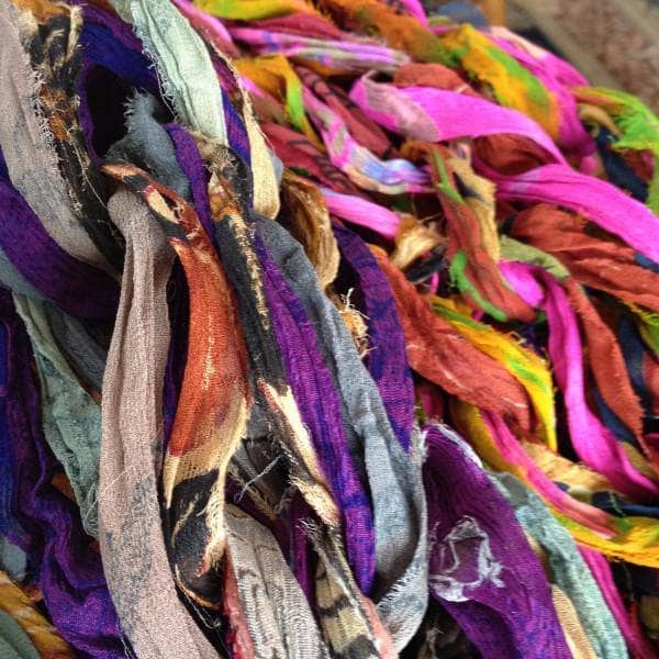 30 Minute Arm Knit Scarf Pattern from Darn Good Yarn
