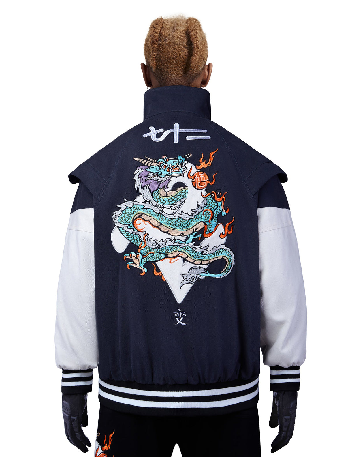 YEJ5 Resting Dragon Embroidery Jacket from Niepce Inc