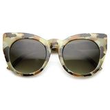 Women's Retro 1960's Mod Oversize Cat Eye Sunglasses 9799 from zeroUV