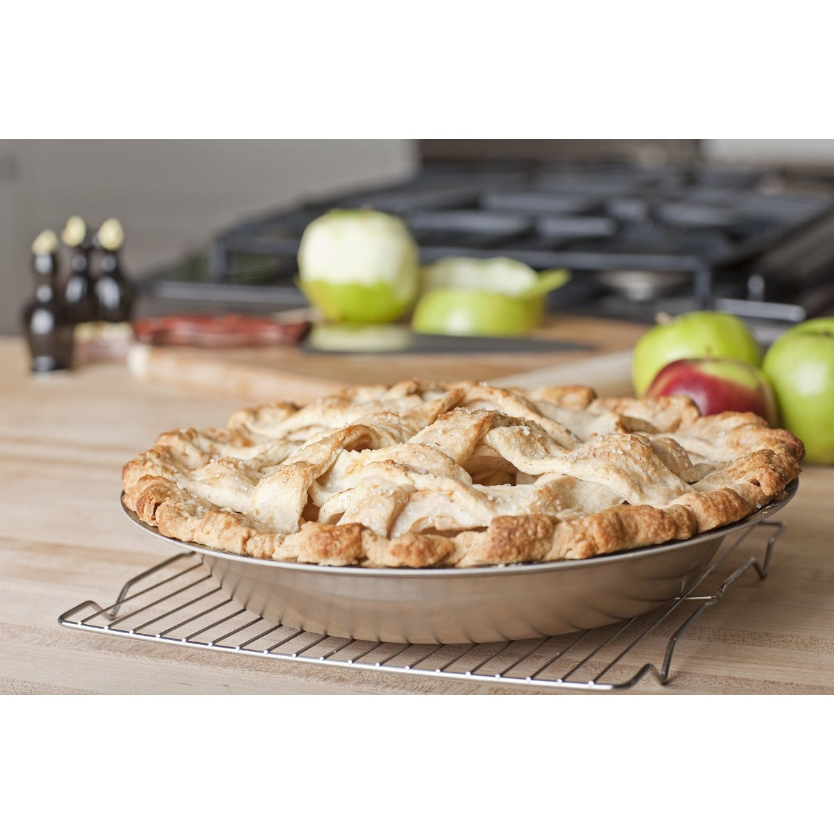 Pie Pan 360 Bakeware from 360 Cookware