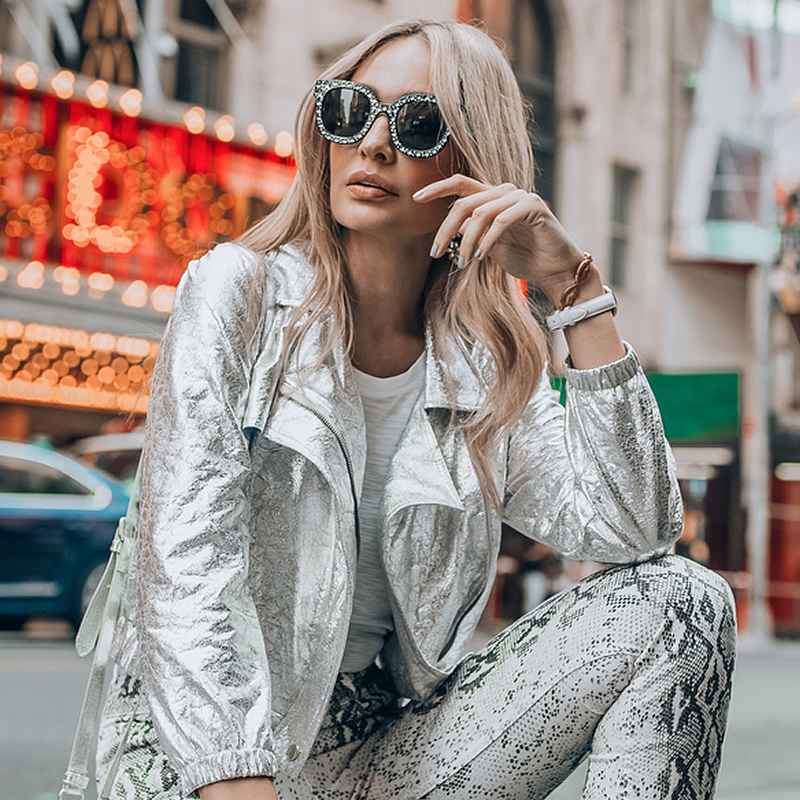 Women's Trendy Star Rhinestone Horned Rim Sunglasses C579 from zeroUV