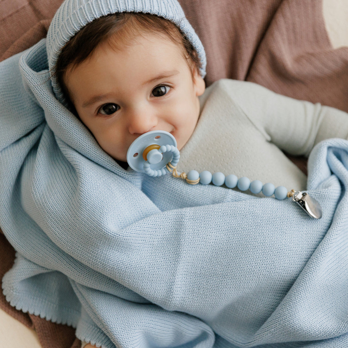 Luxe Collection 100% Organic Cotton Luxury Knit Baby Blanket + Hat Set with Gift Box from Bleu La La