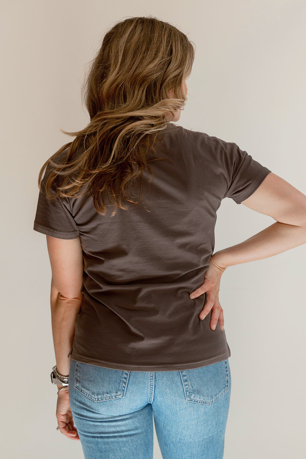 V-Neck Full Zip Breastfeeding Tee From Movemama