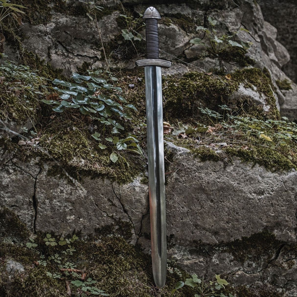 10th Century Viking Sword - "Helbítr" from Norse Tradesman