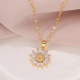 FLOWER CHARM NECKLACE from Ashlen