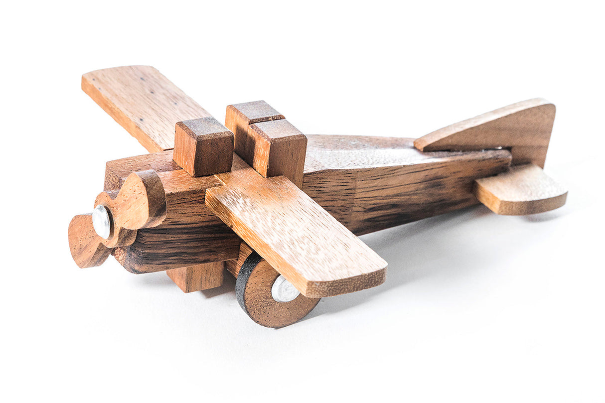 3D Airplane Puzzle Model from Kubiya Games
