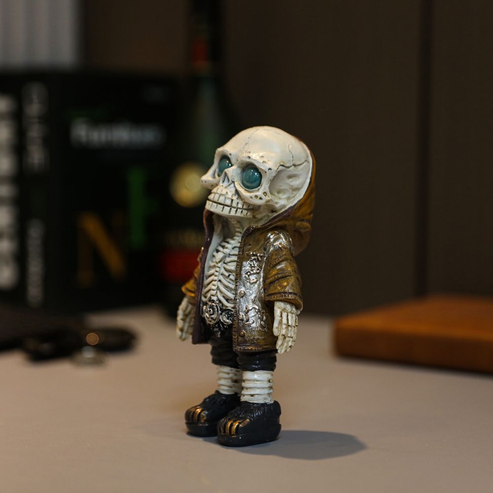 Skeleton Figurines from Moderny