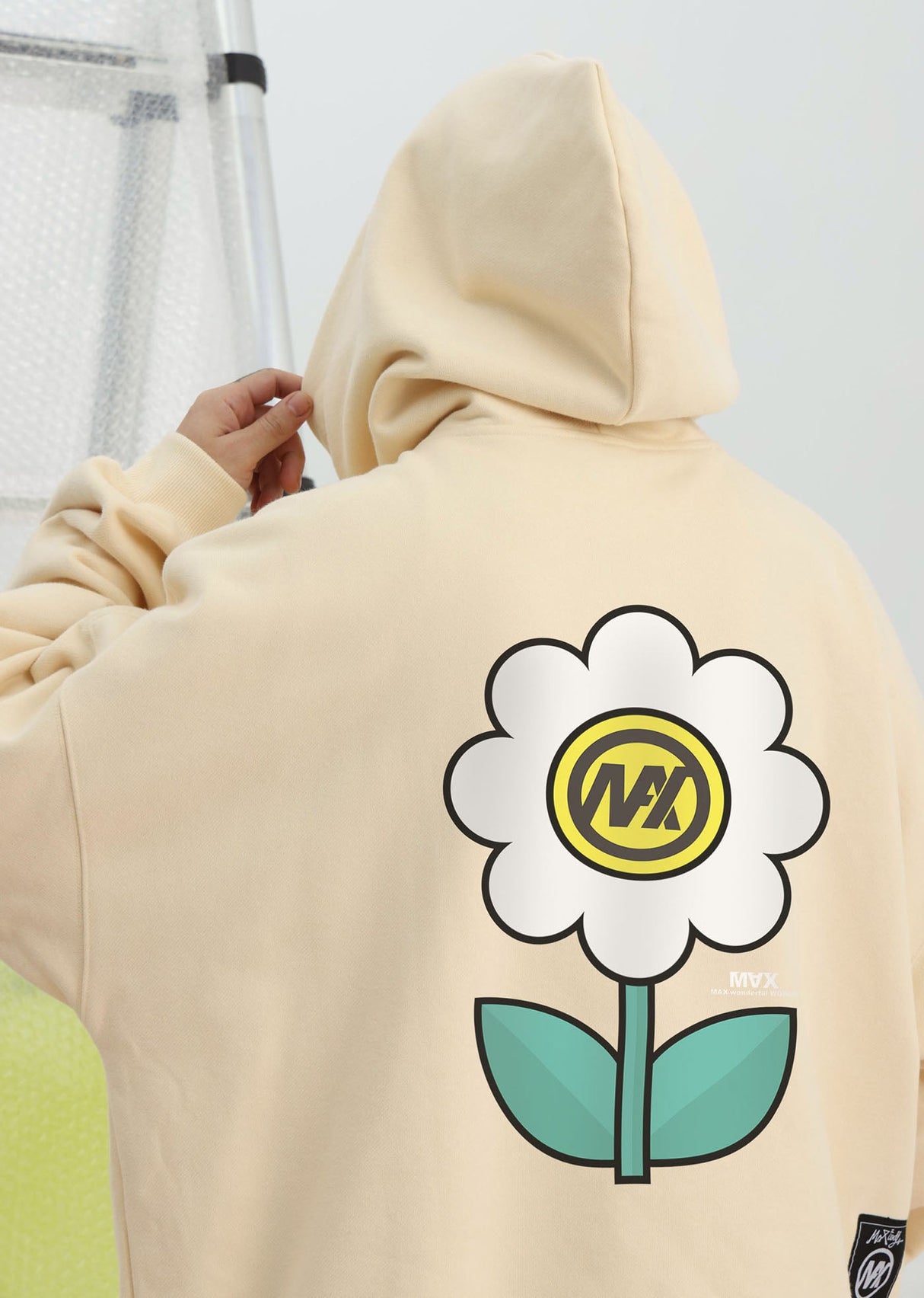 Daisy Hoodie from Niepce Inc