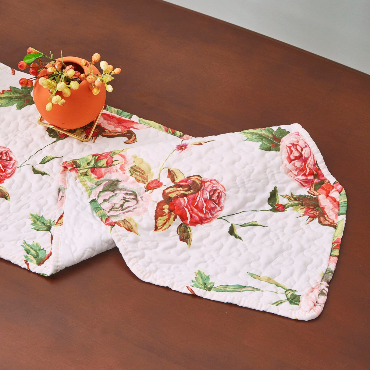DaDa Bedding Romantic Roses Pink White Lovely Floral Quilted Dining Table Runner (879) from DaDalogy Bedding Collection