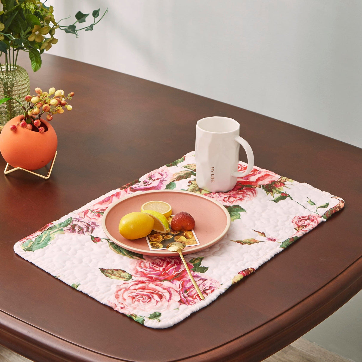 DaDa Bedding Set of 4-Pieces Romantic Roses Pink Floral Quilted Dining Placemats 13” x 19” (879) from DaDalogy Bedding Collection