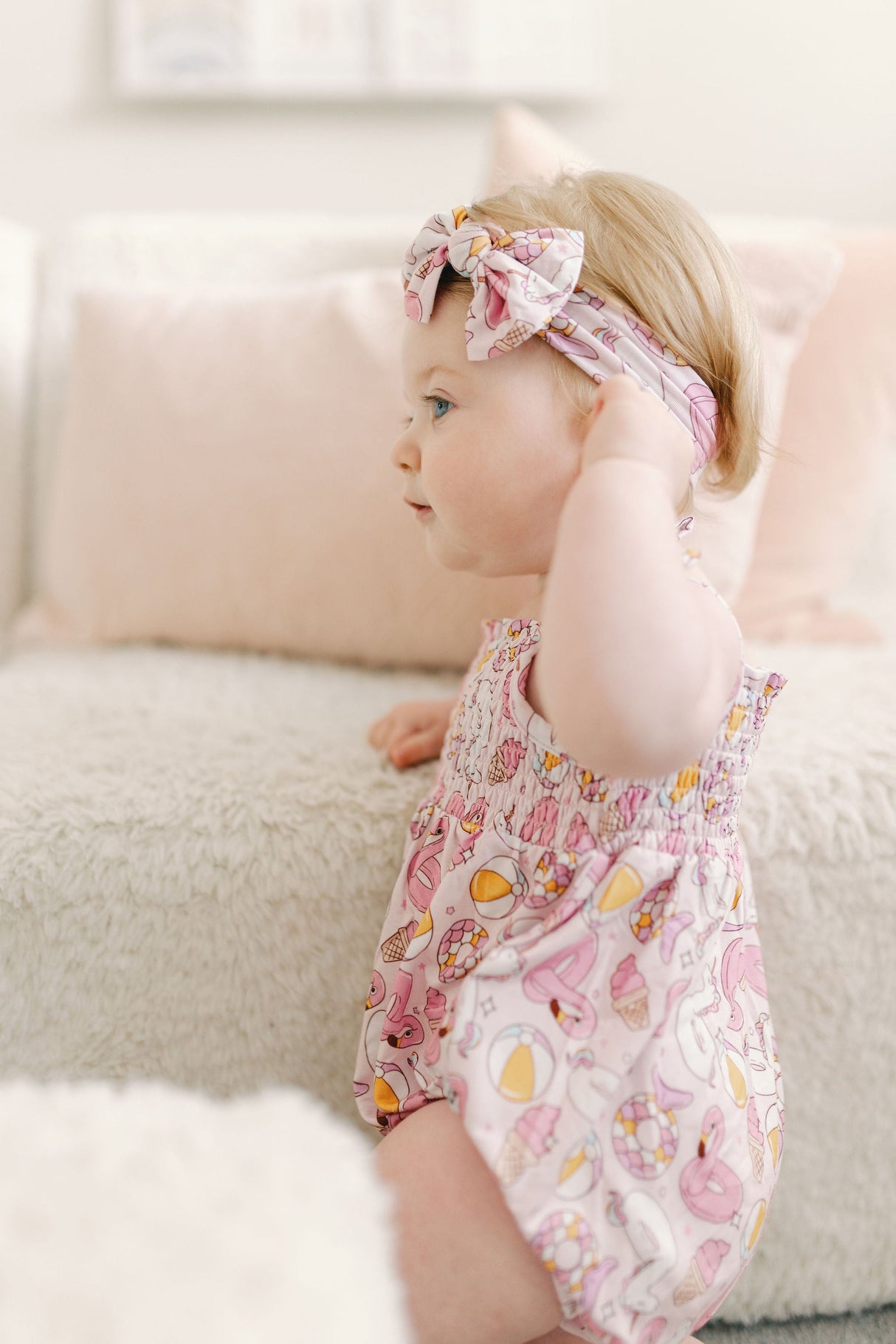 EXCLUSIVE GIRLS JUST WANNA HAVE SUN DREAM BOW from DREAM BIG LITTLE CO
