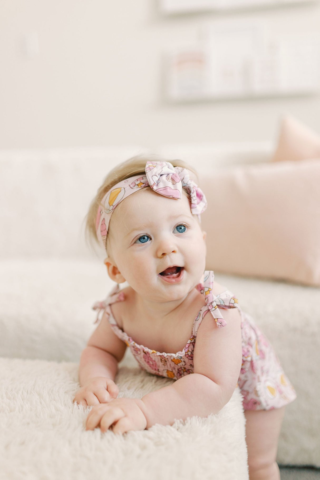 EXCLUSIVE GIRLS JUST WANNA HAVE SUN DREAM BOW from DREAM BIG LITTLE CO
