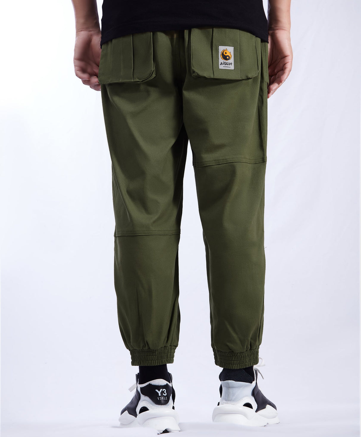 IBP332 Yin Yang Army Green Cargo Pants from Niepce Inc