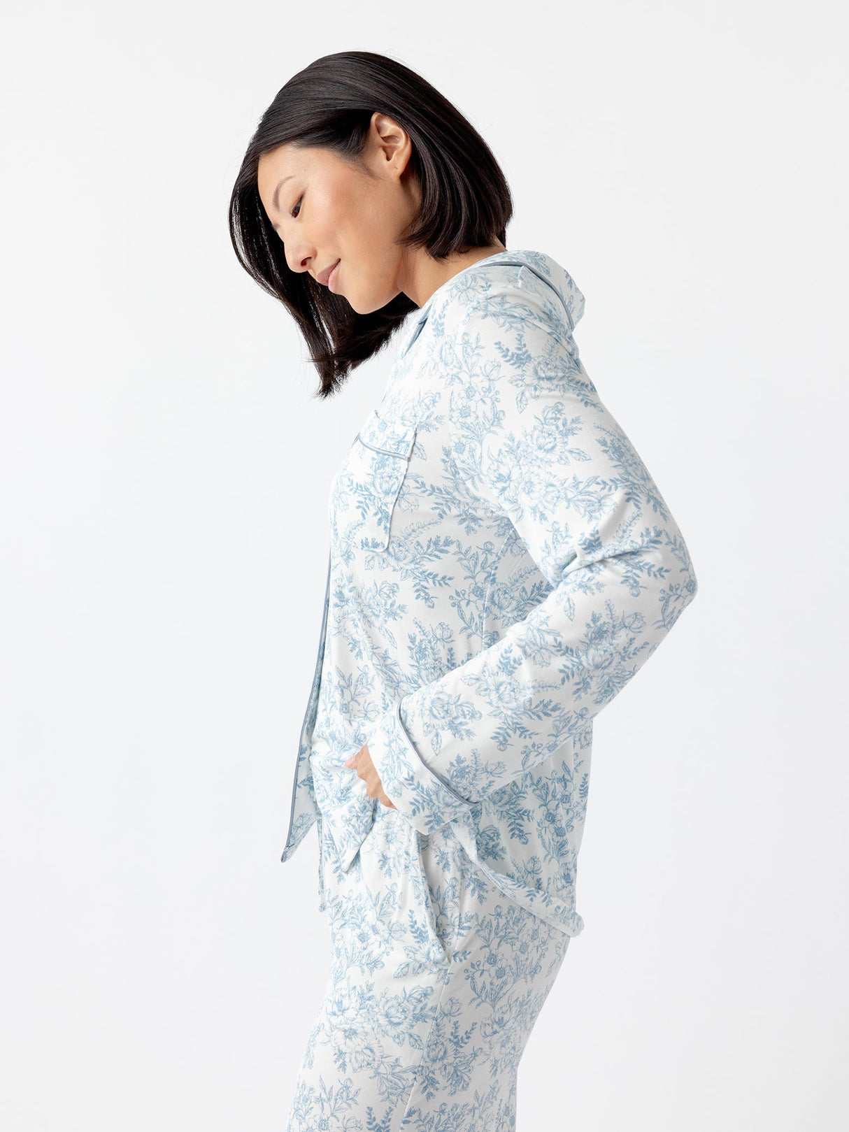 Women's Bamboo Stretch-Knit Long Sleeve Pajama Set from Cozy Earth
