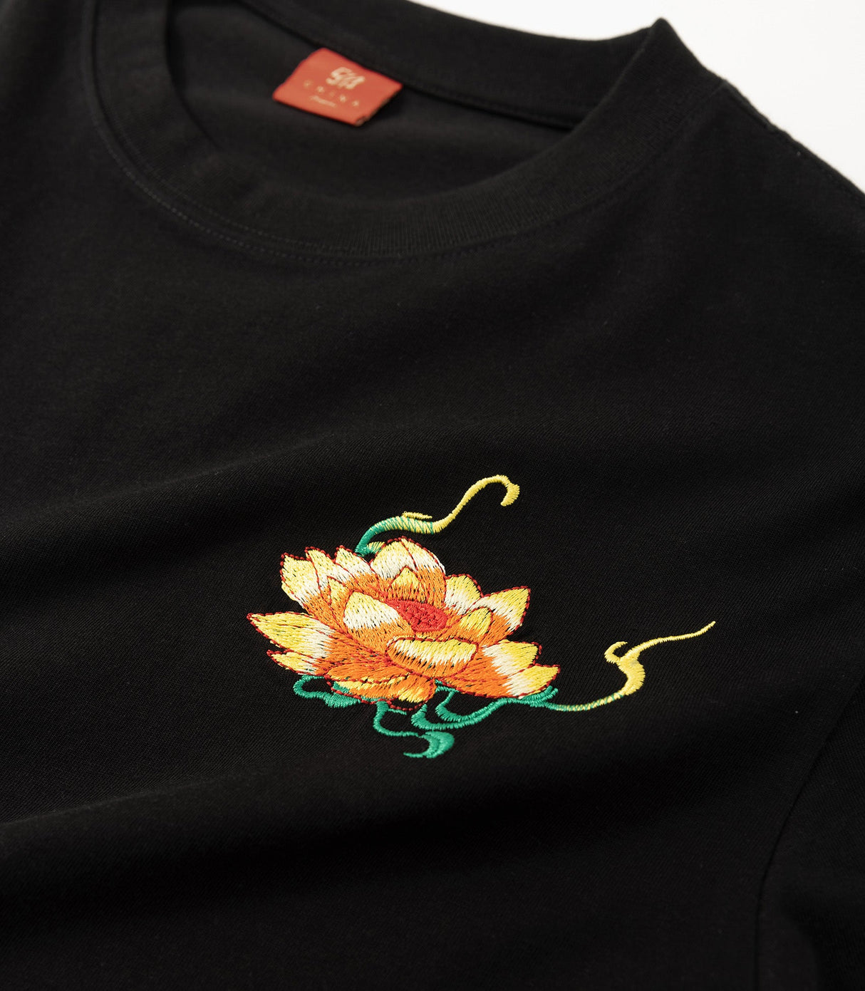 Emerald Kirin Embroidery Tee from Niepce Inc