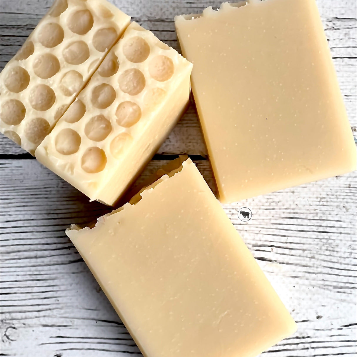 Busy Bee Honeycomb (Almond, Vanilla & Organic Honey) from Mountain Goat Soap Co.