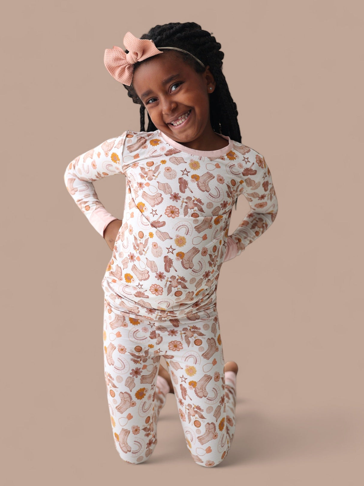 FLOWERS AND BOOTS DREAM SET from DREAM BIG LITTLE CO