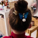 SPARKLING PEARL HAIR CLIPS from Ashlen