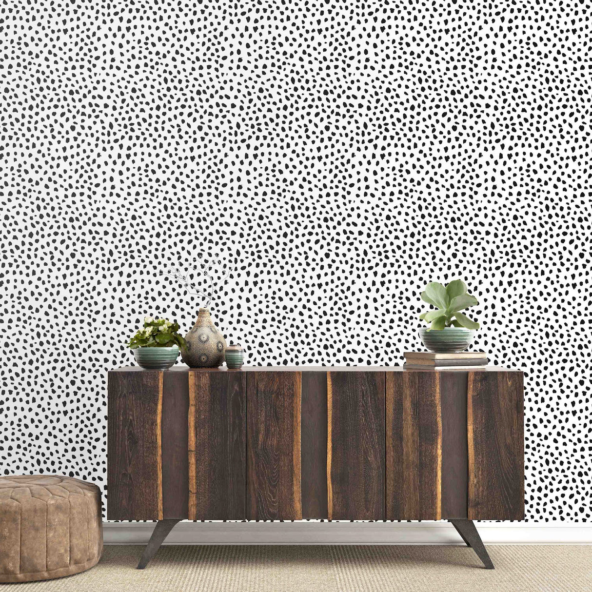 Aspyn Wallpaper from Loomwell Home Goods