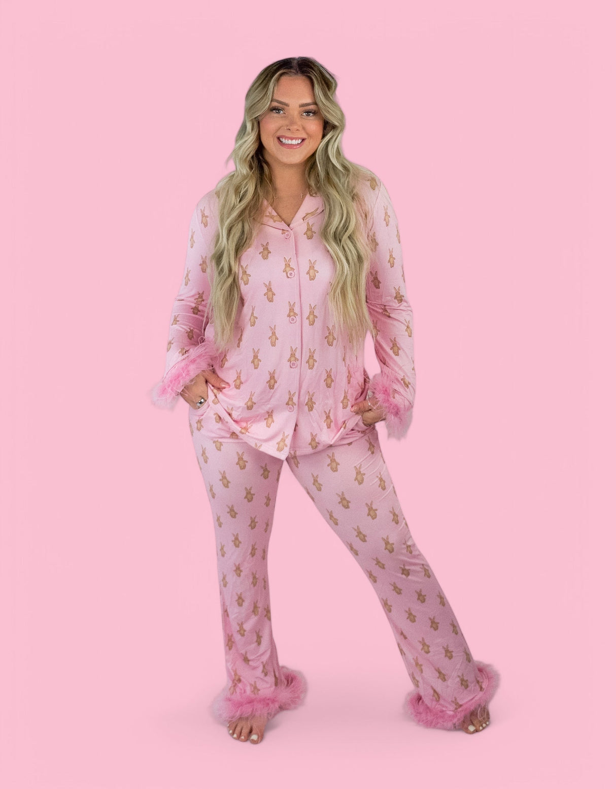 BLUSHIN' BUNNIES WOMEN'S FEATHER DREAM SET from DREAM BIG LITTLE CO