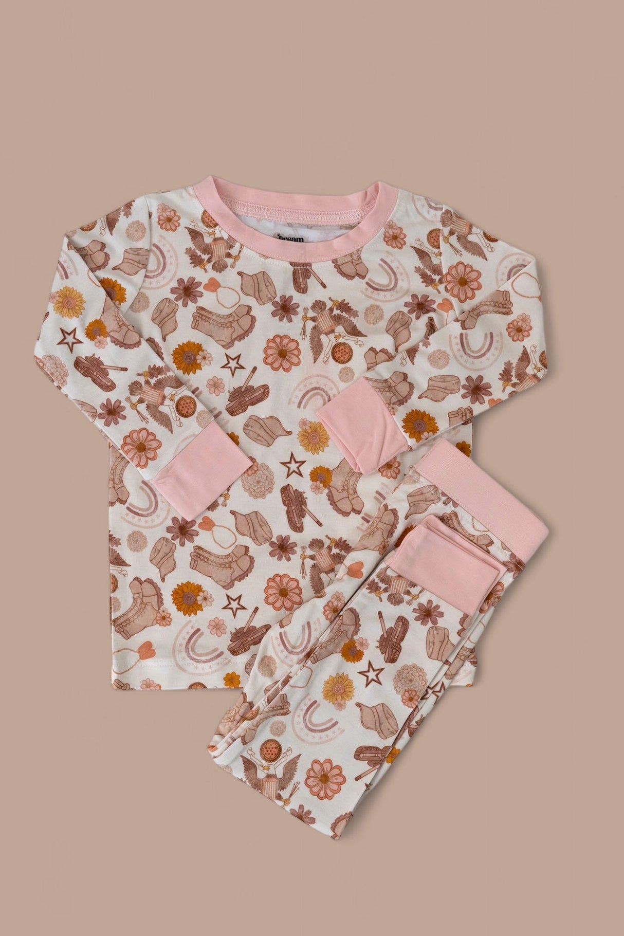 FLOWERS AND BOOTS DREAM SET from DREAM BIG LITTLE CO