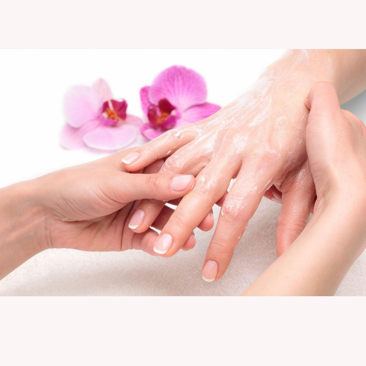 Hand Rejuvenating Anti-Aging Kit from gymsegbë