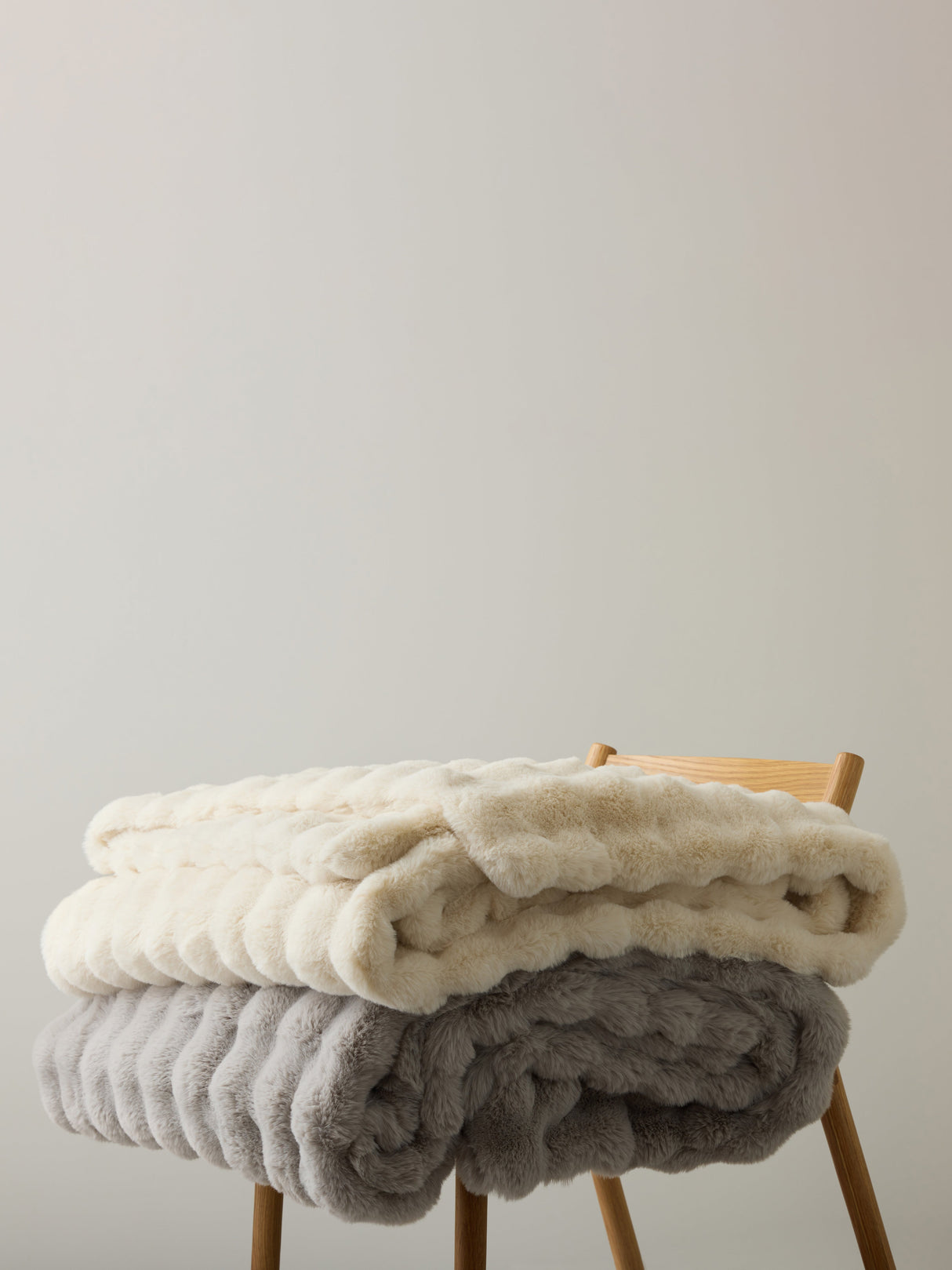 Bubble Cuddle Blanket from Cozy Earth