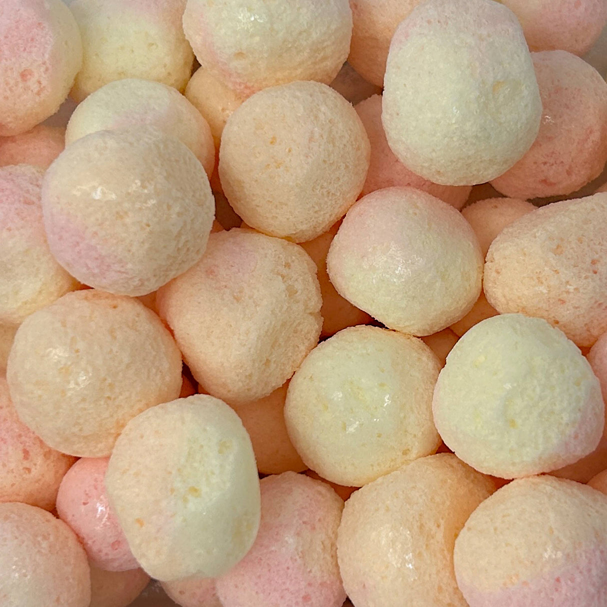 UpTop Peach Bursts - Freeze Dried Candy - (1oz) 4 Pack from PETEZ POP WHOLESALE
