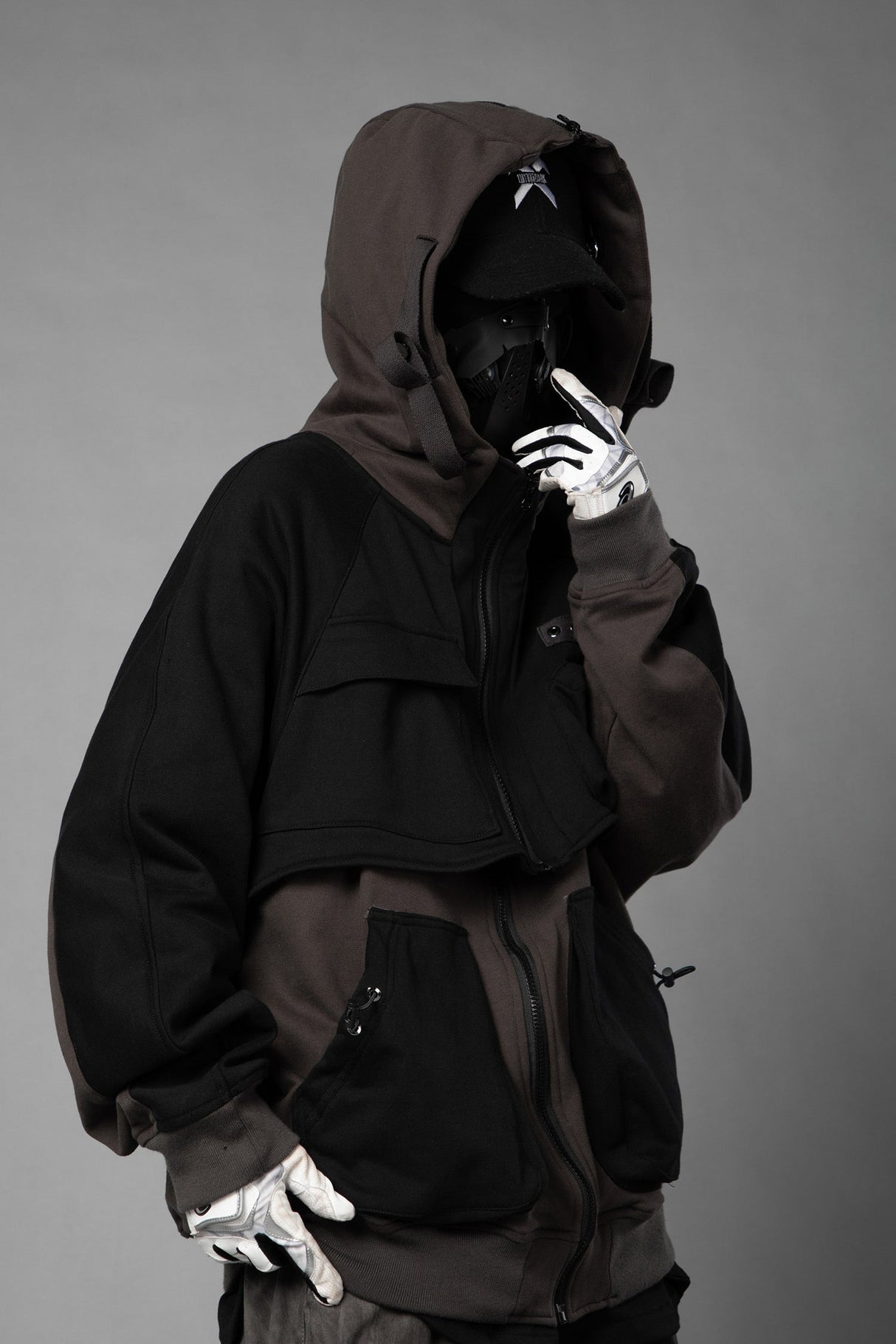B1 Utility Tech Jacket from Niepce Inc