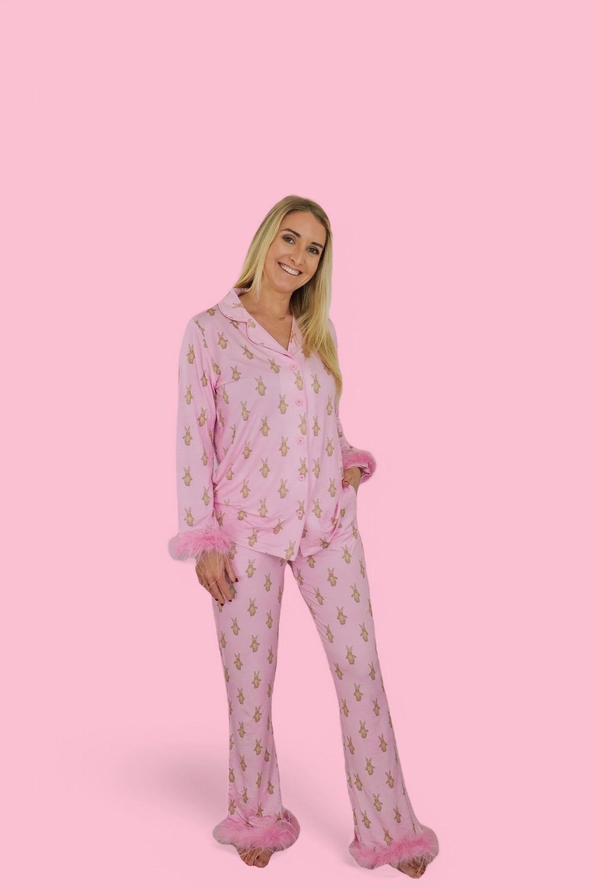 BLUSHIN' BUNNIES WOMEN'S FEATHER DREAM SET from DREAM BIG LITTLE CO