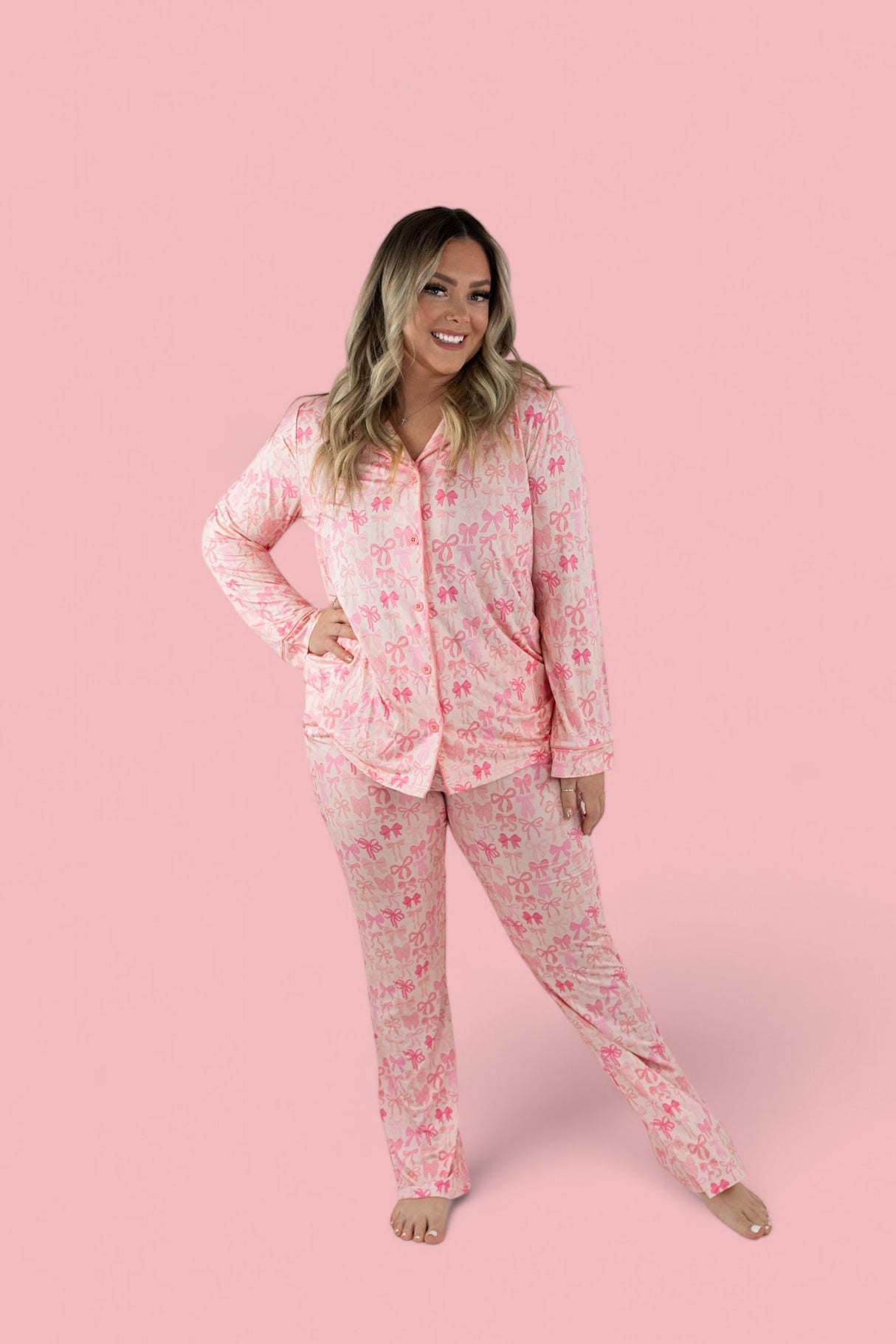 BLISSFUL BOWS WOMEN’S RELAXED FLARE DREAM SET from DREAM BIG LITTLE CO